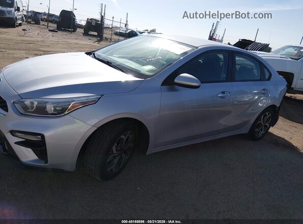 3KPF24AD0ME280657 2021 KIA FORTE Silver Przód lewy