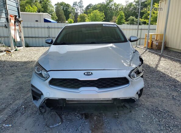 3KPF24AD0ME329176 2021 KIA FORTE Серебряный Вид спереди