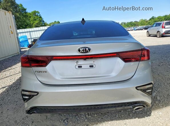 3KPF24AD0ME329176 2021 KIA FORTE Серебряный Вид сзади