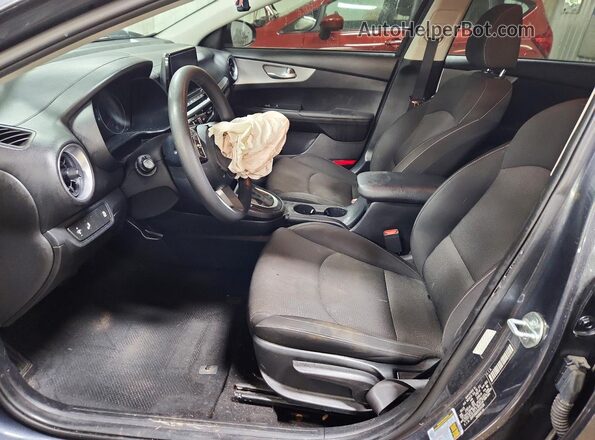 3KPF24AD0PE654186 2023 KIA FORTE Gray წინა სალონის ხედი
