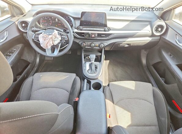 3KPF24AD0RE722814 2024 KIA FORTE Charcoal Вид панелі приладів