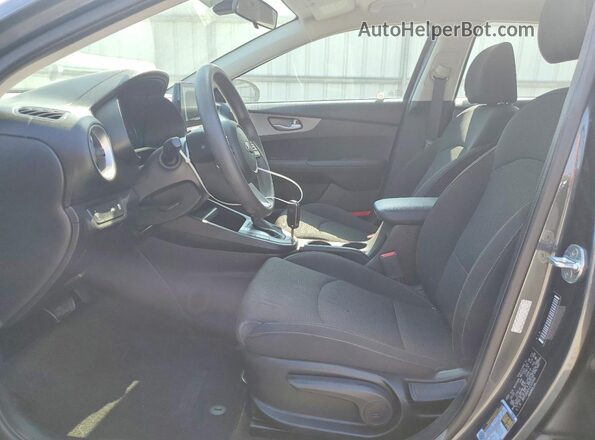 3KPF24AD1LE222958 2020 KIA FORTE Серый Вид салона спереди