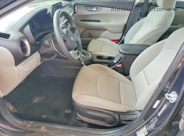 3KPF24AD1LE249254 2020 KIA FORTE Угольный Вид салона спереди