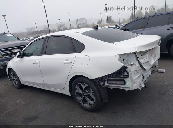 3KPF24AD1ME302911 2021 KIA FORTE White 