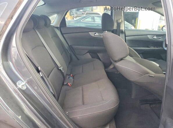 3KPF24AD1ME323628 2021 KIA FORTE Gray Вид задніх сидінь