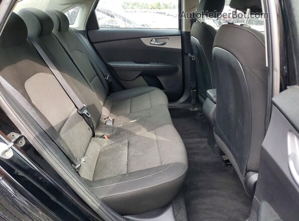 3KPF24AD1PE581328 2023 KIA FORTE Черный Вид задних сидений