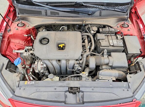 3KPF24AD2LE192997 2020 KIA FORTE Red უკანა სალონის ხედი