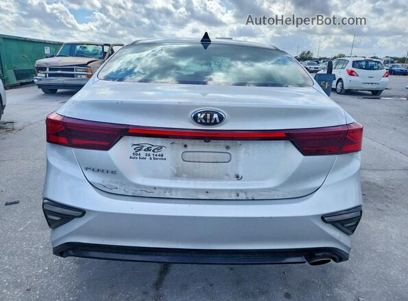 3KPF24AD2LE197911 2020 KIA FORTE Серебряный Вид сзади