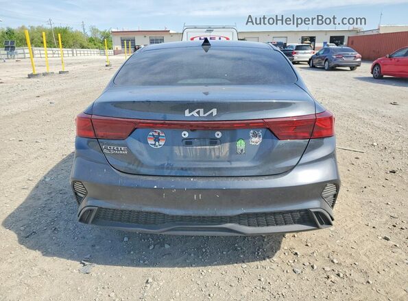 3KPF24AD2NE463933 2022 KIA FORTE Серый Вид сзади