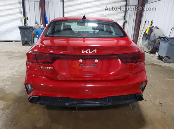 3KPF24AD2NE464158 2022 KIA FORTE Красный Вид сзади