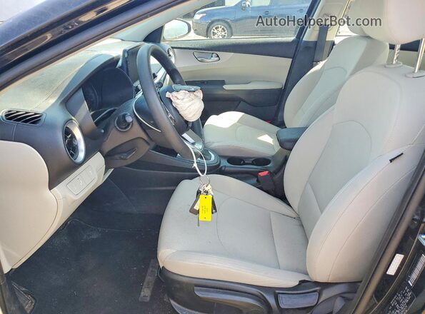 3KPF24AD2PE624154 2023 KIA FORTE Black Vista interior delantera