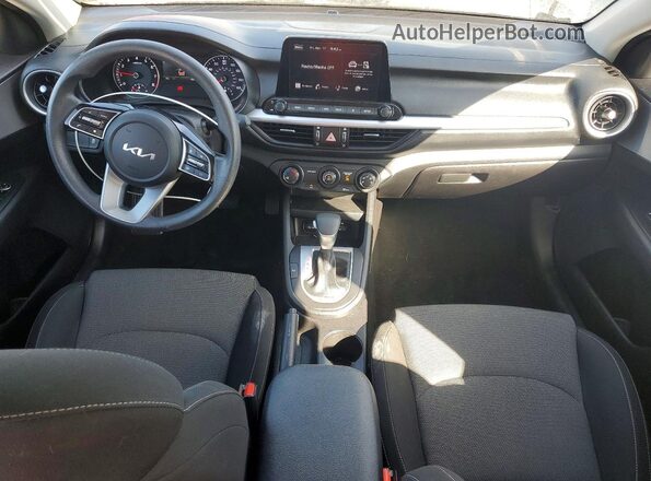 3KPF24AD2PE649135 2023 KIA FORTE Gray Dashboard view