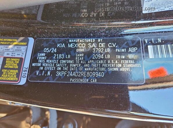 3KPF24AD2RE809940 2024 KIA FORTE Black Vista del compartimento del motor