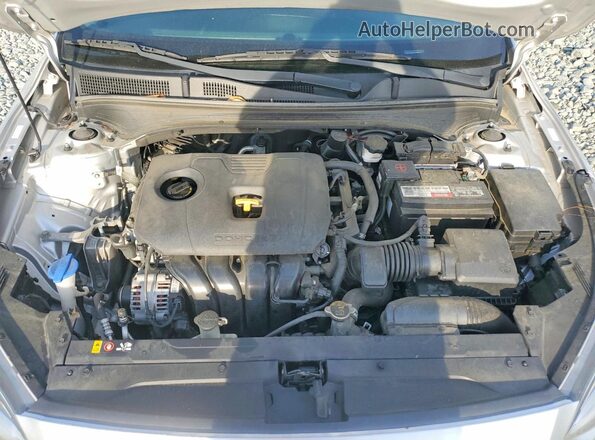 3KPF24AD3KE044789 2019 KIA FORTE Серебряный Вид задней части салона