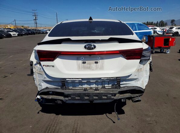3KPF24AD3KE082555 2019 KIA FORTE Белый Вид сзади