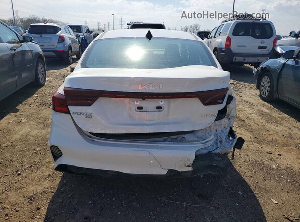 3KPF24AD3PE607024 2023 KIA FORTE Белый Вид сзади