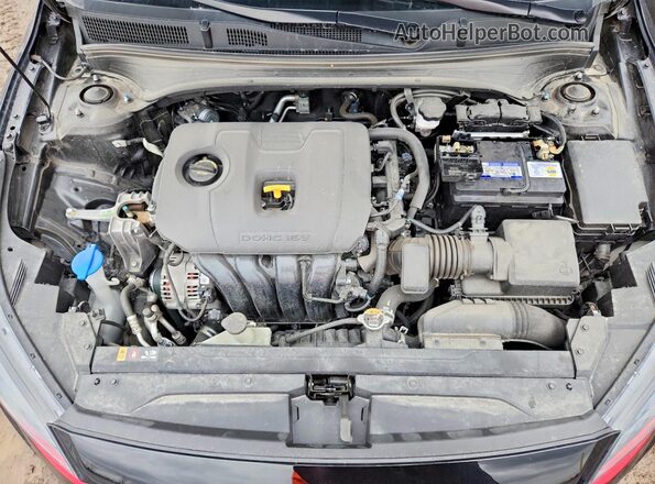 3KPF24AD3PE679082 2023 KIA FORTE Black Rear interior view