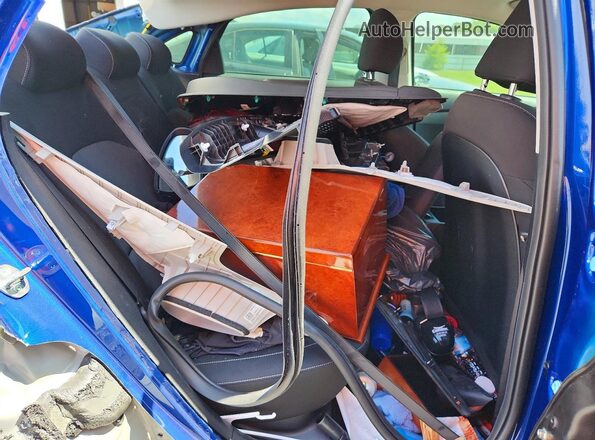 3KPF24AD3RE761817 2024 KIA FORTE Синий Вид задних сидений