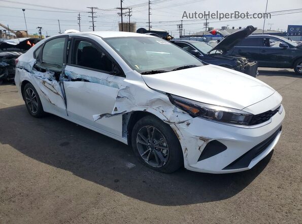 3KPF24AD3RE797328 2024 KIA FORTE Белый Передняя правая четверть