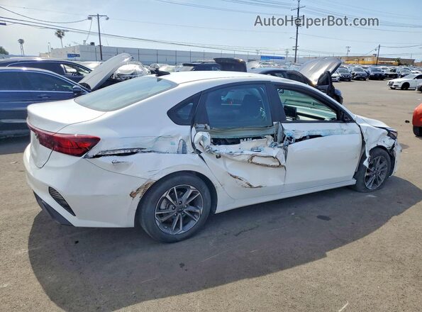 3KPF24AD3RE797328 2024 KIA FORTE Белый Задняя правая четверть