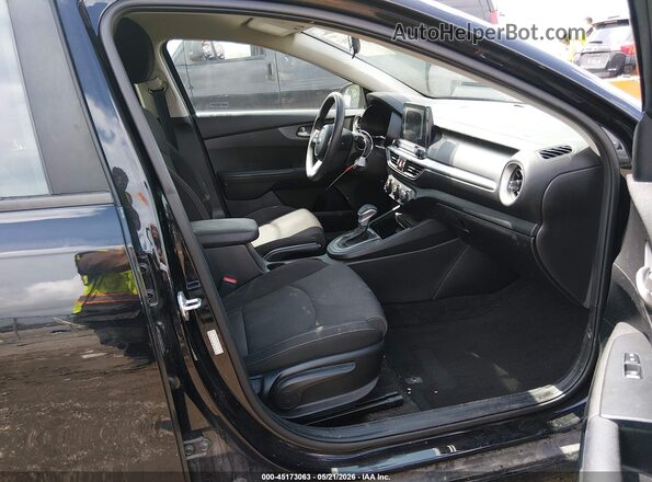 3KPF24AD4LE202381 2020 KIA FORTE Черный Вид салона спереди