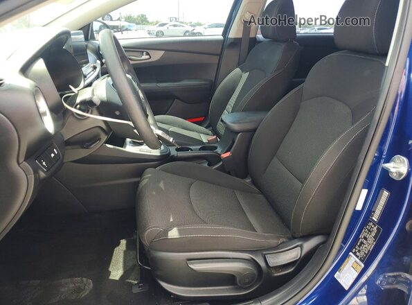 3KPF24AD4LE259776 2020 KIA FORTE Синий Вид салона спереди