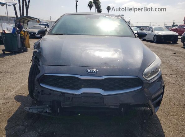 3KPF24AD4ME278085 2021 KIA FORTE Gray Widok z przodu