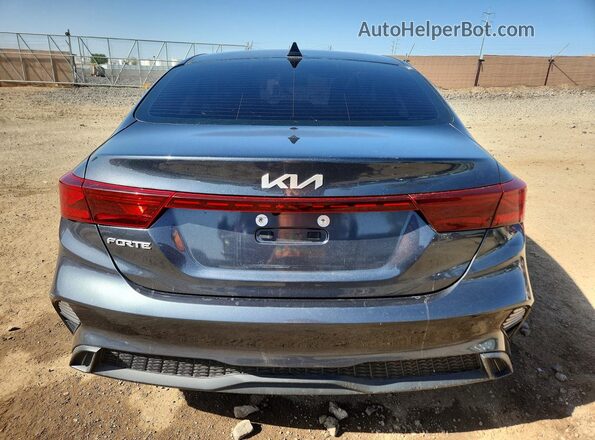 3KPF24AD4PE554608 2023 KIA FORTE Charcoal Widok z tyłu