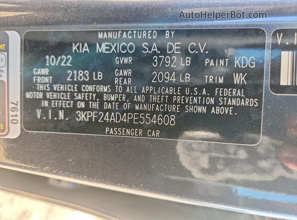 3KPF24AD4PE554608 2023 KIA FORTE Charcoal Widok komory silnika