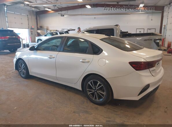 3KPF24AD4PE607825 2023 KIA FORTE White Tył lewy