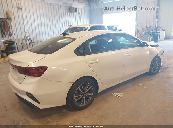 3KPF24AD4PE607825 2023 KIA FORTE White Tył prawy
