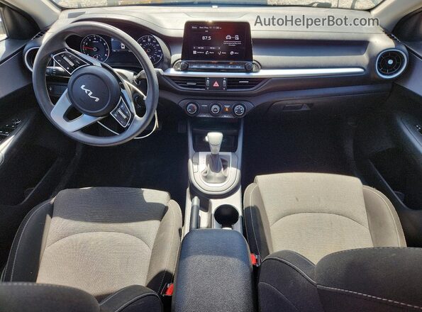 3KPF24AD4RE745285 2024 KIA FORTE Gray წინა პანელის ხედი