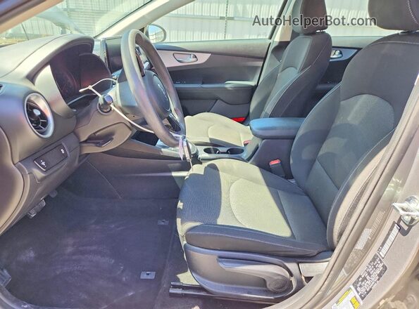 3KPF24AD4RE745285 2024 KIA FORTE Gray წინა სალონის ხედი
