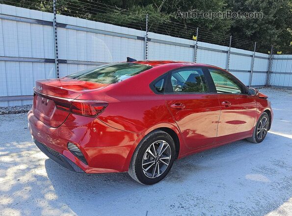 3KPF24AD4RE778173 2024 KIA FORTE Red Trasero derecho