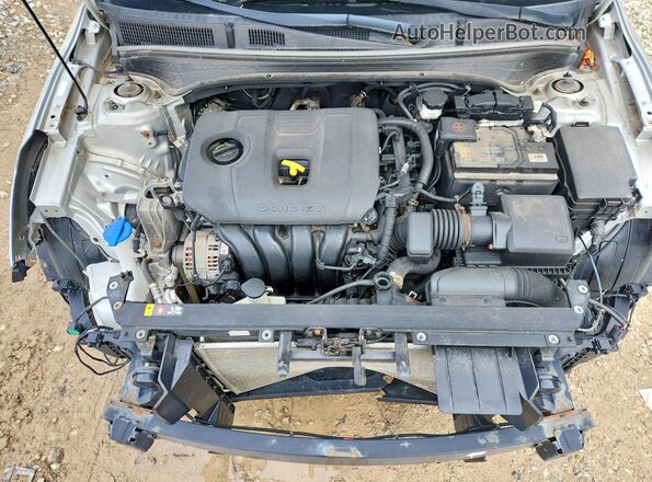 3KPF24AD5KE064767 2019 KIA FORTE Серебряный Вид задней части салона