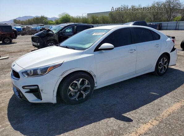 3KPF24AD5ME391351 2021 KIA FORTE Белый Передняя левая четверть