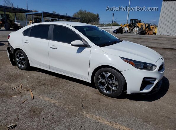 3KPF24AD5ME391351 2021 KIA FORTE Белый Передняя правая четверть