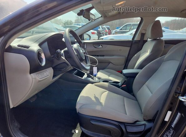 3KPF24AD5ME402249 2021 KIA FORTE Gray Widok wnętrza z przodu