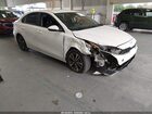 2022 Kia Forte Lxs White vin: 3KPF24AD5NE424995