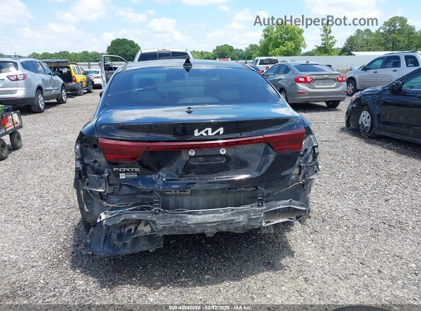 3KPF24AD5NE438718 2022 KIA FORTE Черный Вид спереди