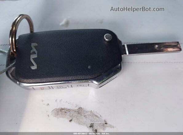 3KPF24AD5PE555198 2023 KIA FORTE Blue Widok deski rozdzielczej
