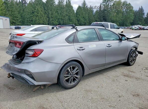 3KPF24AD5PE595989 2023 KIA FORTE Серебряный Задняя правая четверть