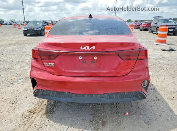 3KPF24AD5PE671646 2023 KIA FORTE Red Widok z tyłu