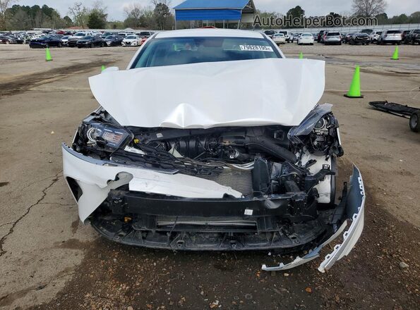 3KPF24AD5RE769787 2024 KIA FORTE White Widok z przodu