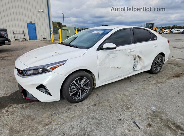 3KPF24AD5RE772348 2024 KIA FORTE Белый Передняя левая четверть