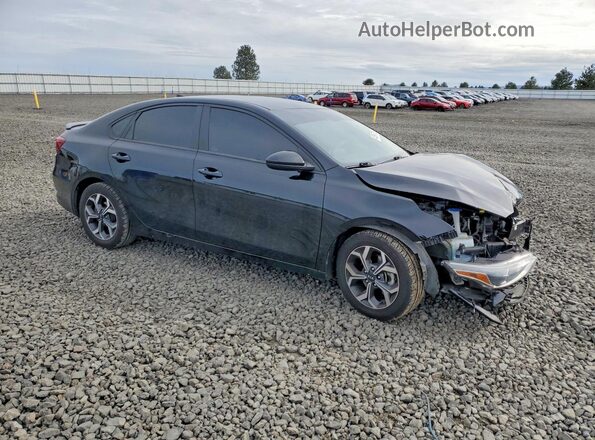 3KPF24AD6ME292358 2021 KIA FORTE Black Przód prawy