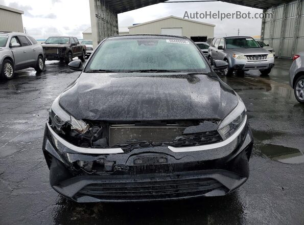 3KPF24AD6NE499012 2022 KIA FORTE Черный Вид спереди