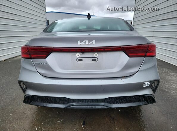 3KPF24AD7PE526432 2023 KIA FORTE Silver 