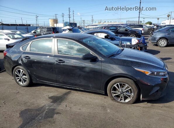 3KPF24AD7PE570575 2023 KIA FORTE Черный Передняя правая четверть