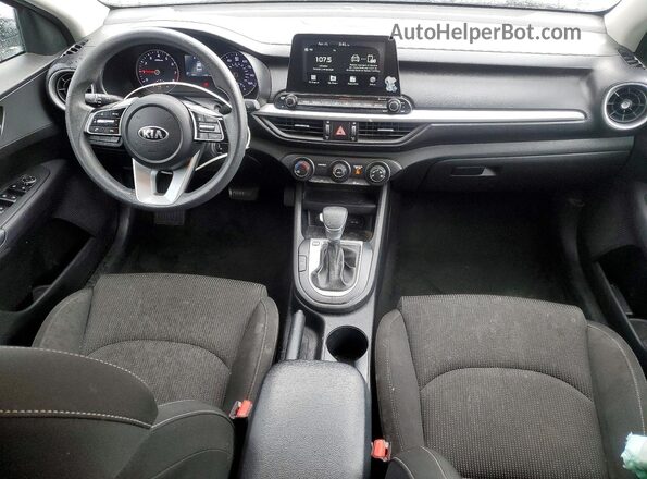 3KPF24AD8ME312335 2021 KIA FORTE Серебряный Вид панели приборов